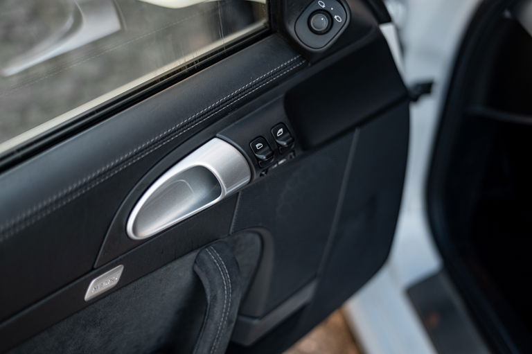 Porsche 997.2 Carrera GTS