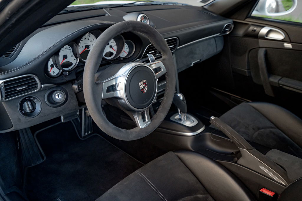 Porsche 997.2 Carrera GTS