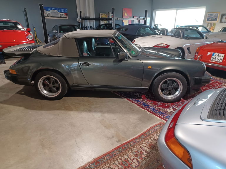 Porsche 911 Carrera 3.2