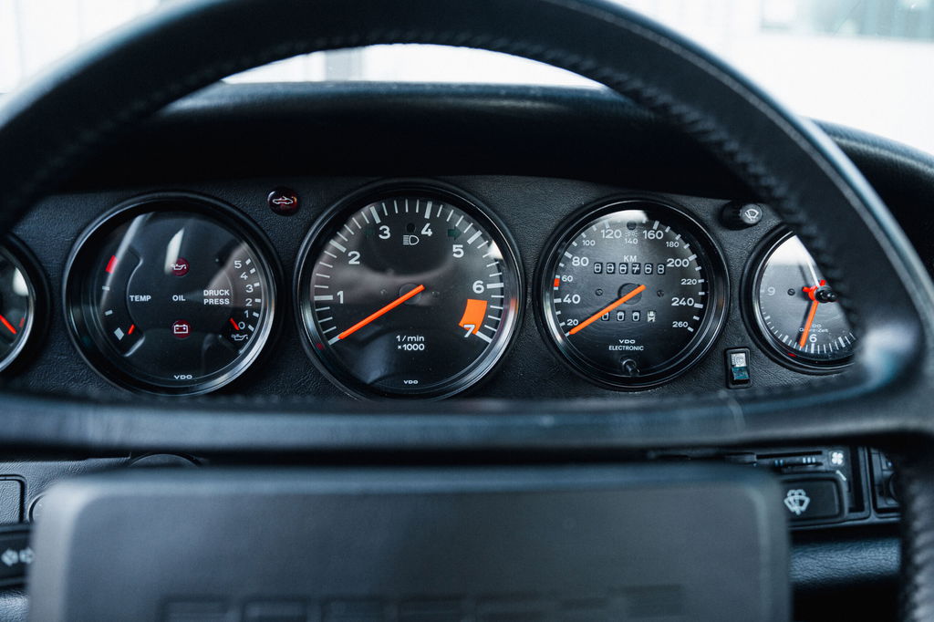 Porsche 911 Carrera 3.2