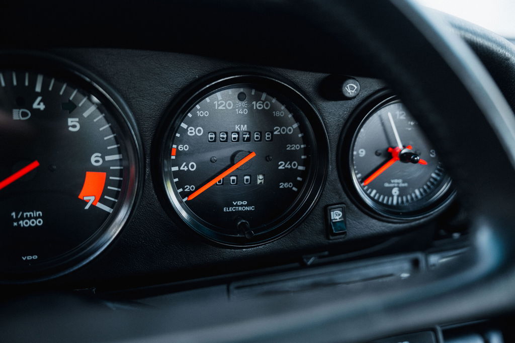 Porsche 911 Carrera 3.2