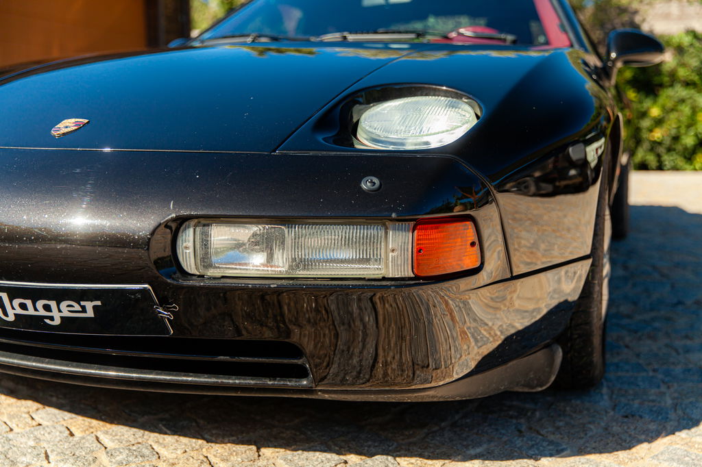 Porsche 928 GTS