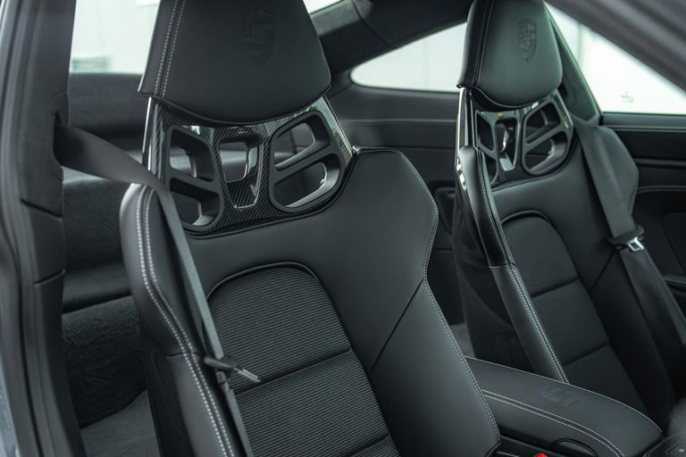 Porsche 992 GT3 Touring