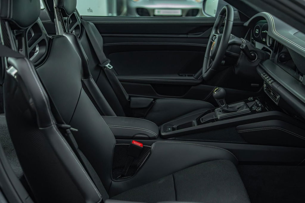 Porsche 992 GT3 Touring