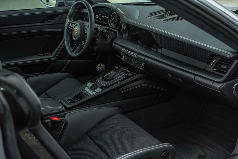 Porsche 992 GT3 Touring