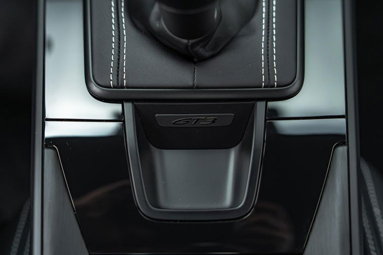 Porsche 992 GT3 Touring