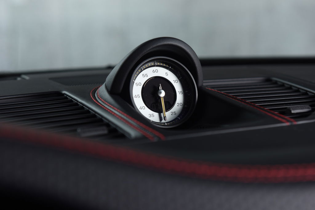 Porsche 992 GT3 Touring