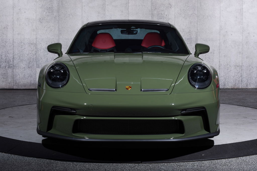 Porsche 992 GT3 Touring