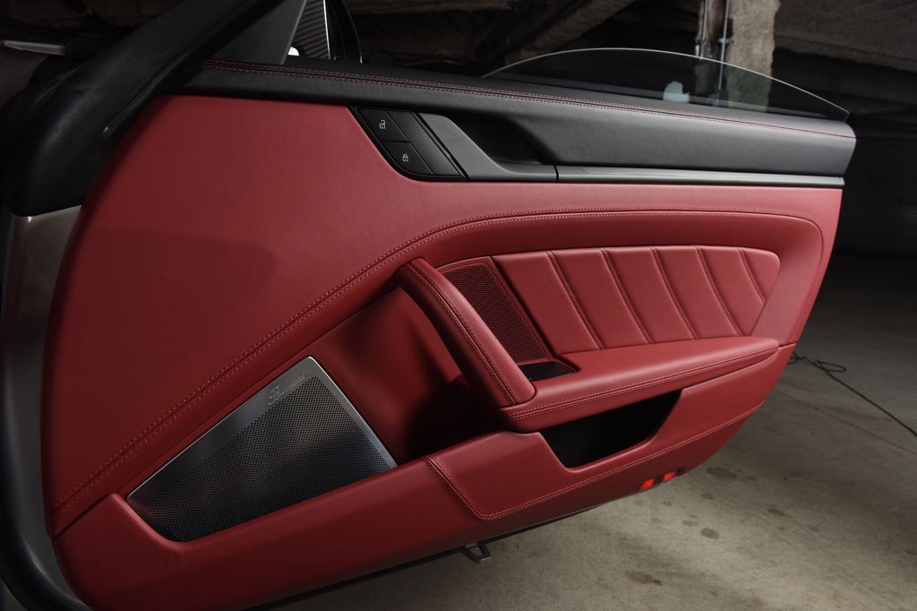 Porsche 992 Targa 4 GTS