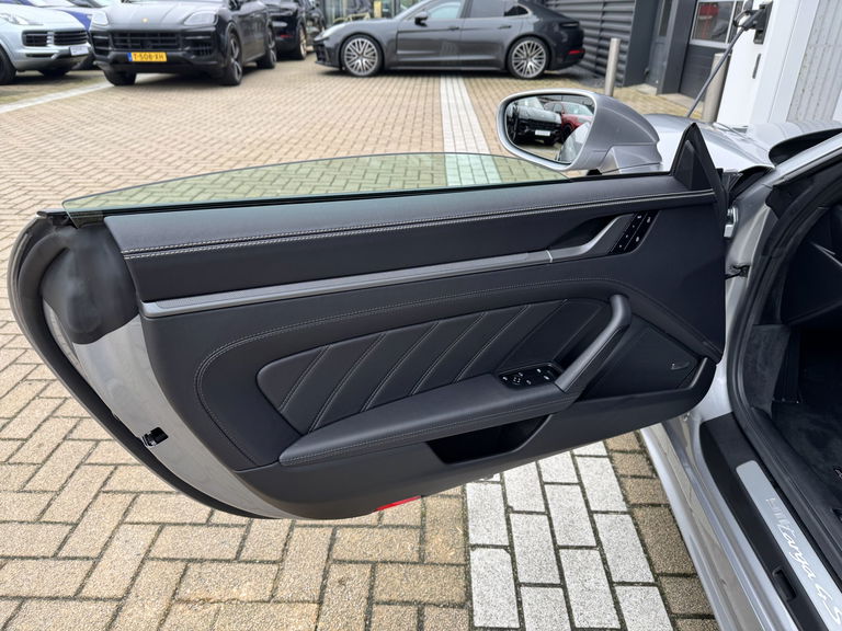 Porsche 992 Targa 4S