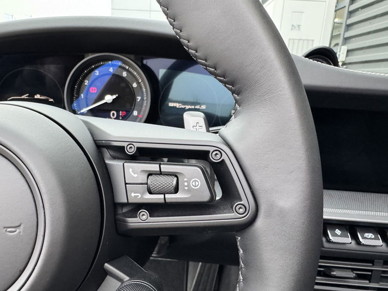 Porsche 992 Targa 4S