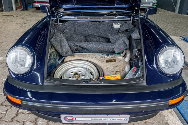 Porsche 911 Carrera 3.2
