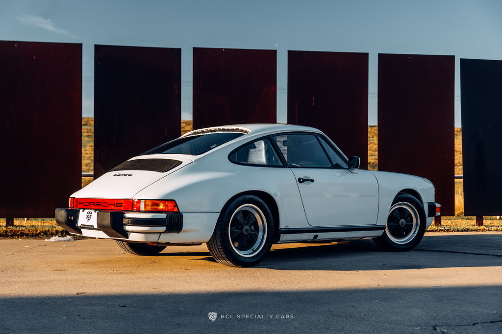 Porsche 911 Carrera 3.2