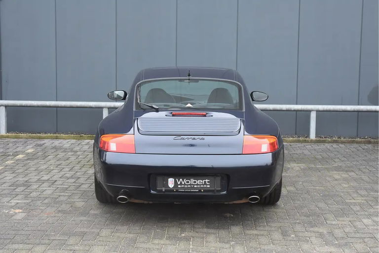 Porsche 996 Carrera