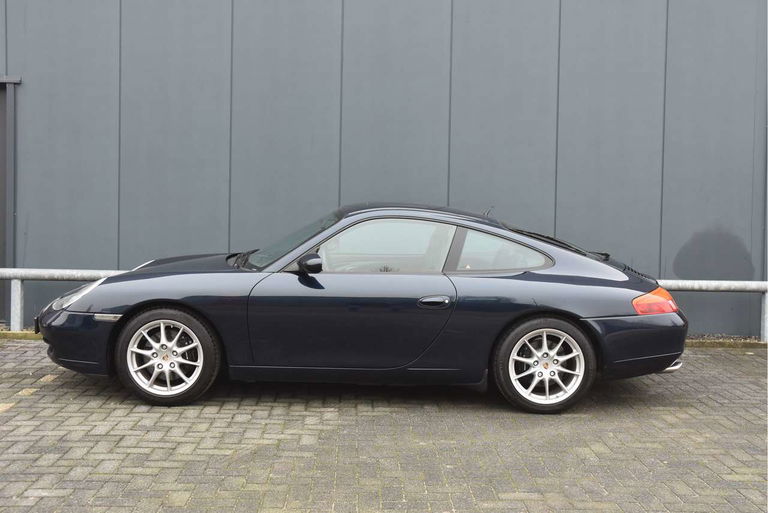 Porsche 996 Carrera
