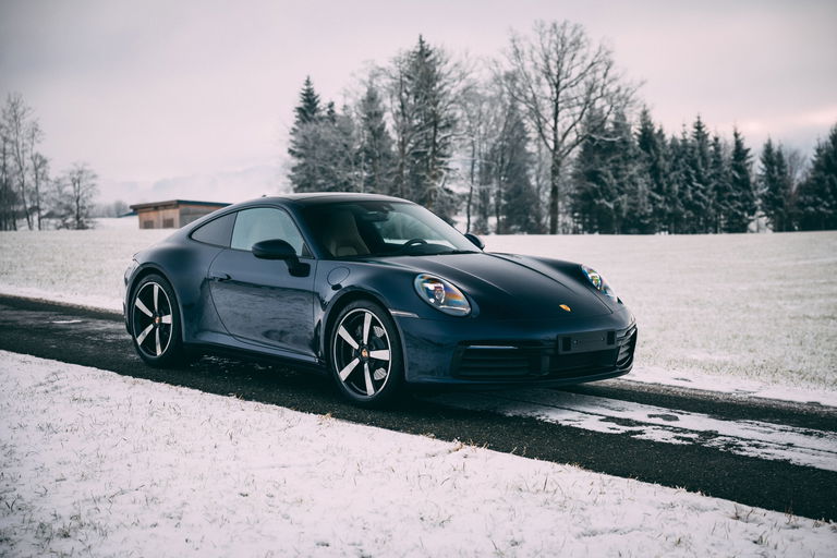 Porsche 992 Carrera