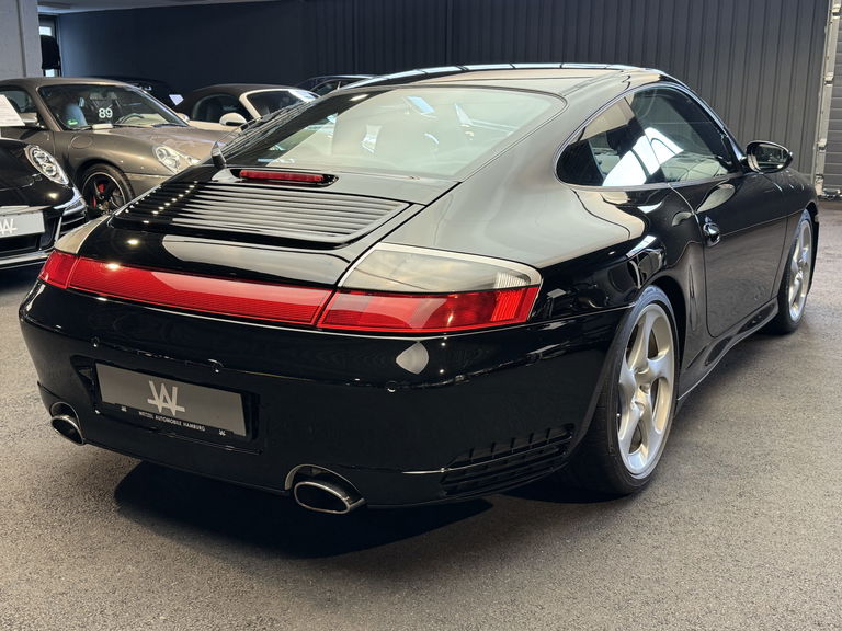 Porsche 996 Carrera 4S