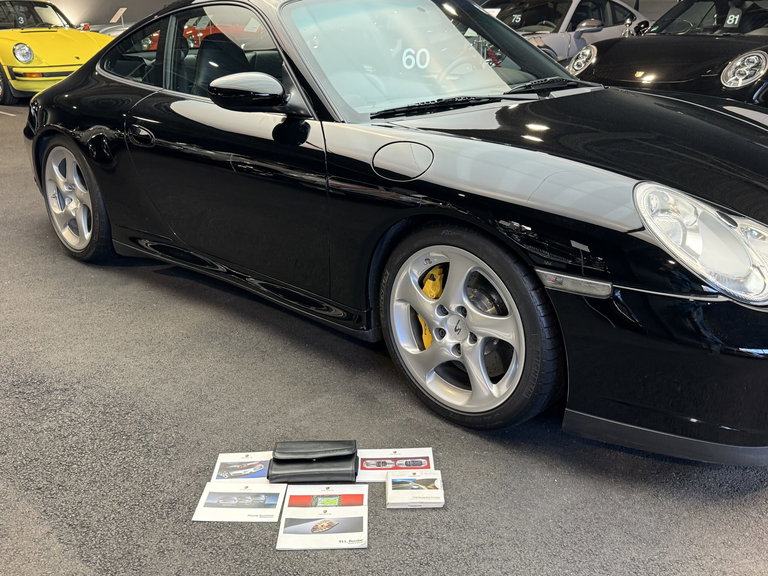 Porsche 996 Carrera 4S