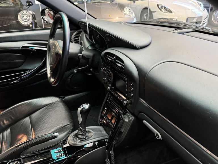 Porsche 996 Carrera 4S