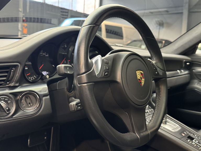 Porsche 991 Carrera 4