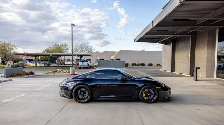 Porsche 992 GT3 Touring