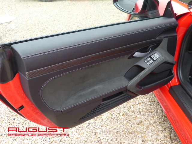 Porsche 718 Cayman GT4 RS