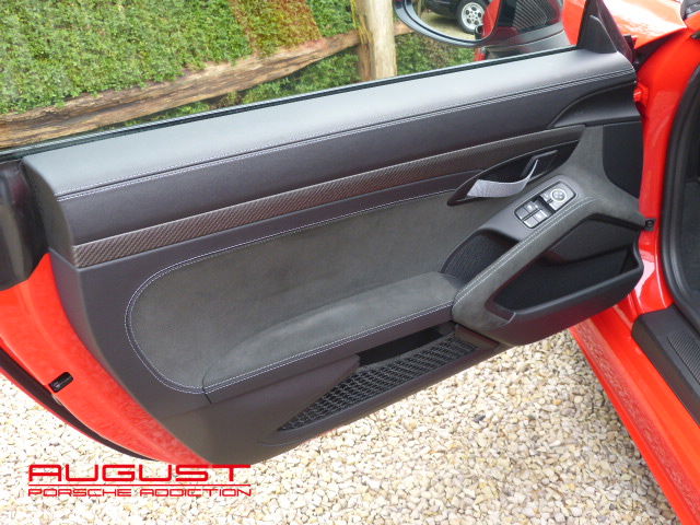 Porsche 718 Cayman GT4 RS