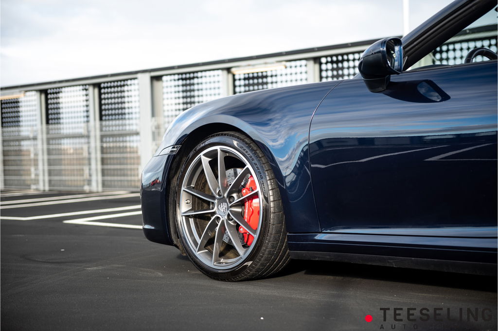 Porsche 992 Carrera 4S