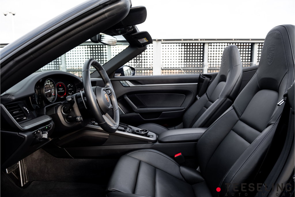 Porsche 992 Carrera 4S