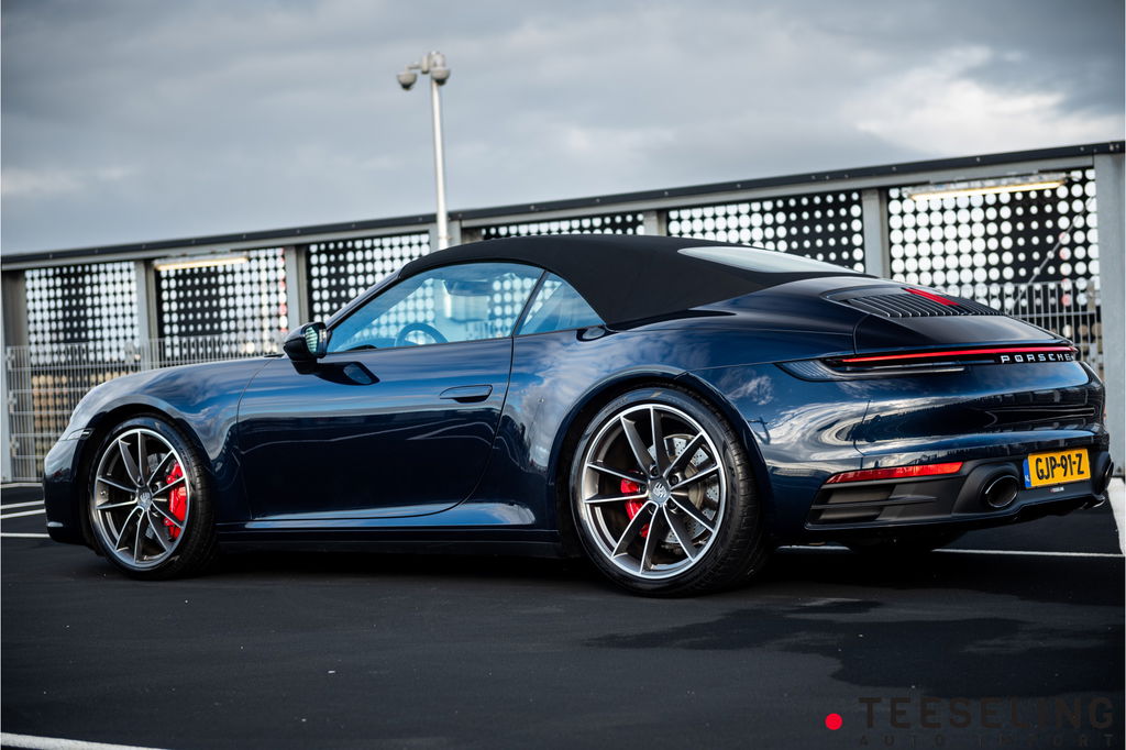 Porsche 992 Carrera 4S