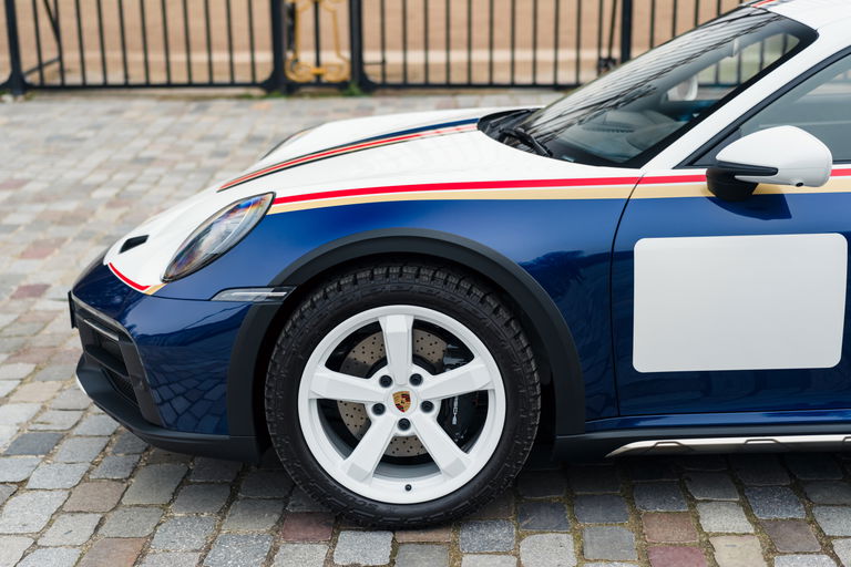 Porsche 911 Dakar