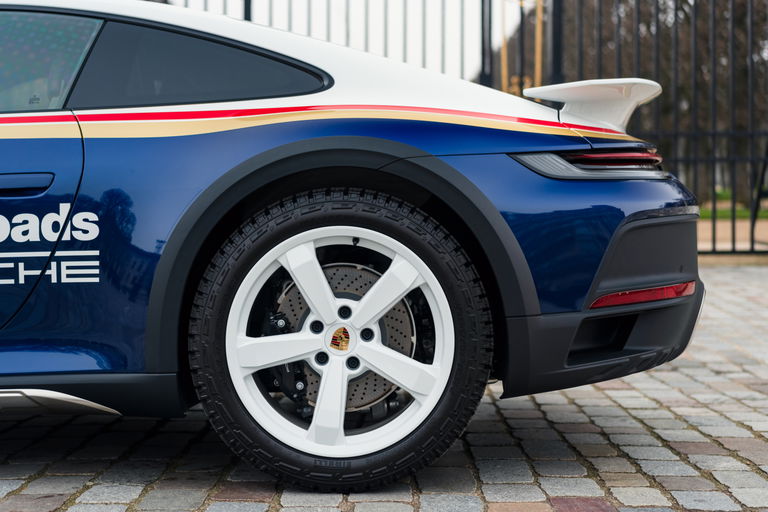 Porsche 911 Dakar