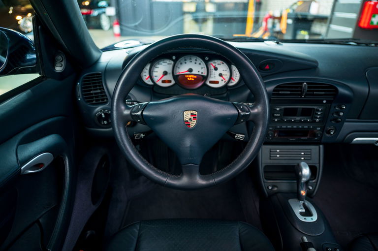 Porsche 996 Carrera 4S