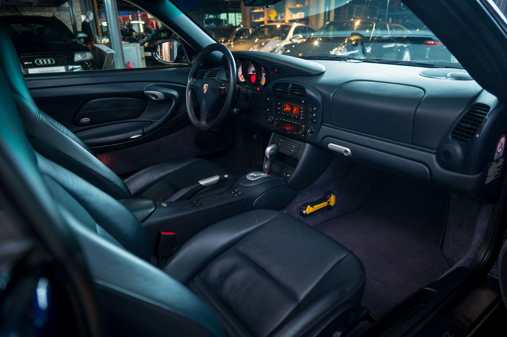 Porsche 996 Carrera 4S