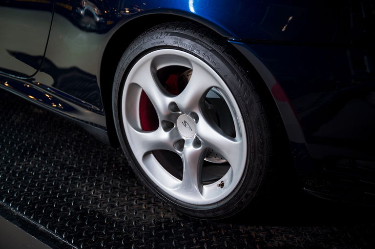 Porsche 996 Carrera 4S