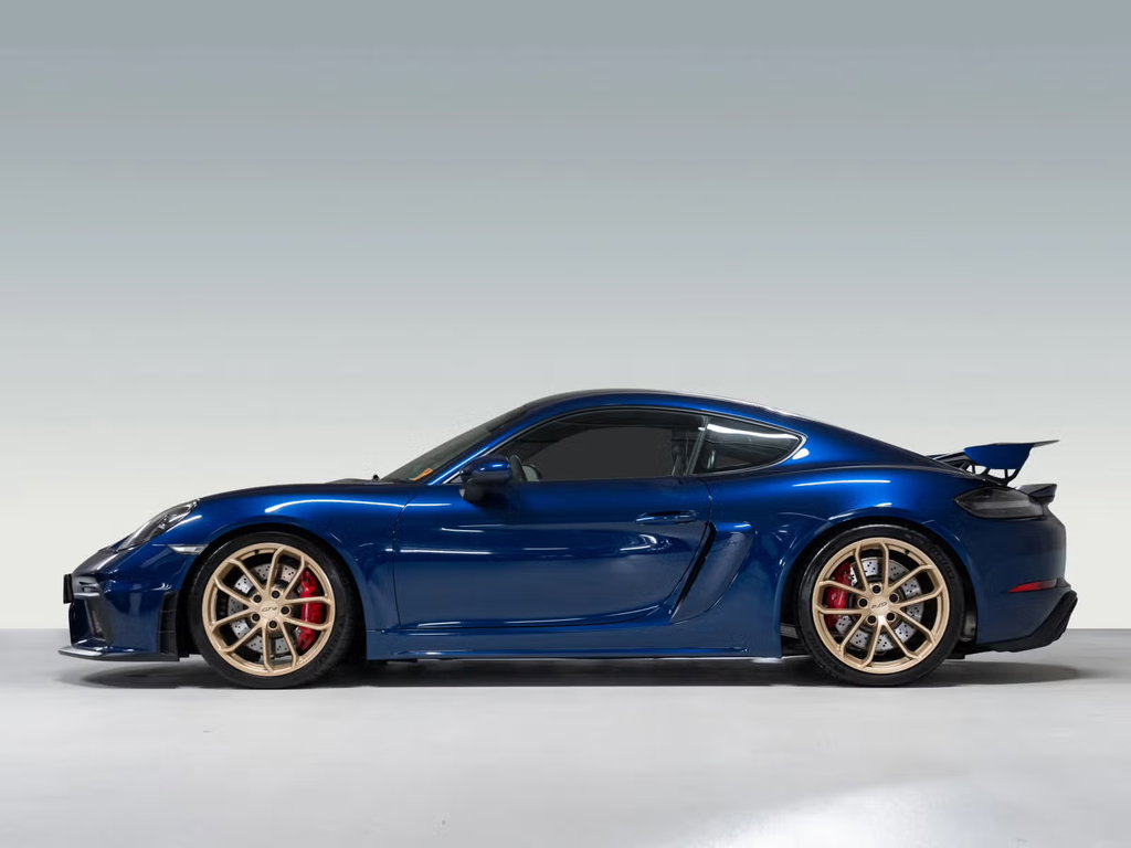 Porsche 718 Cayman GT4