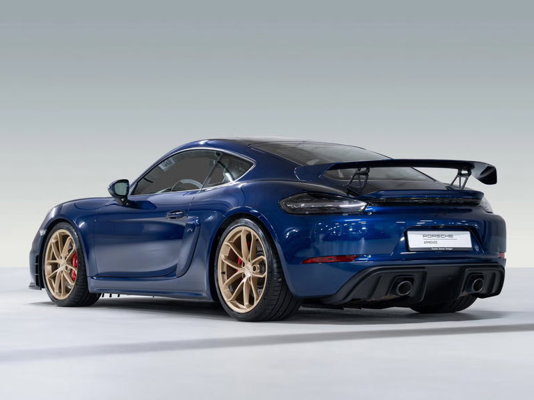Porsche 718 Cayman GT4