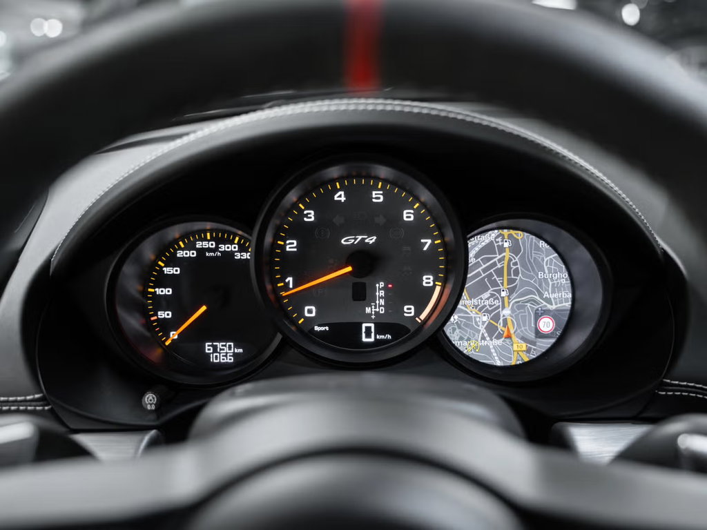 Porsche 718 Cayman GT4