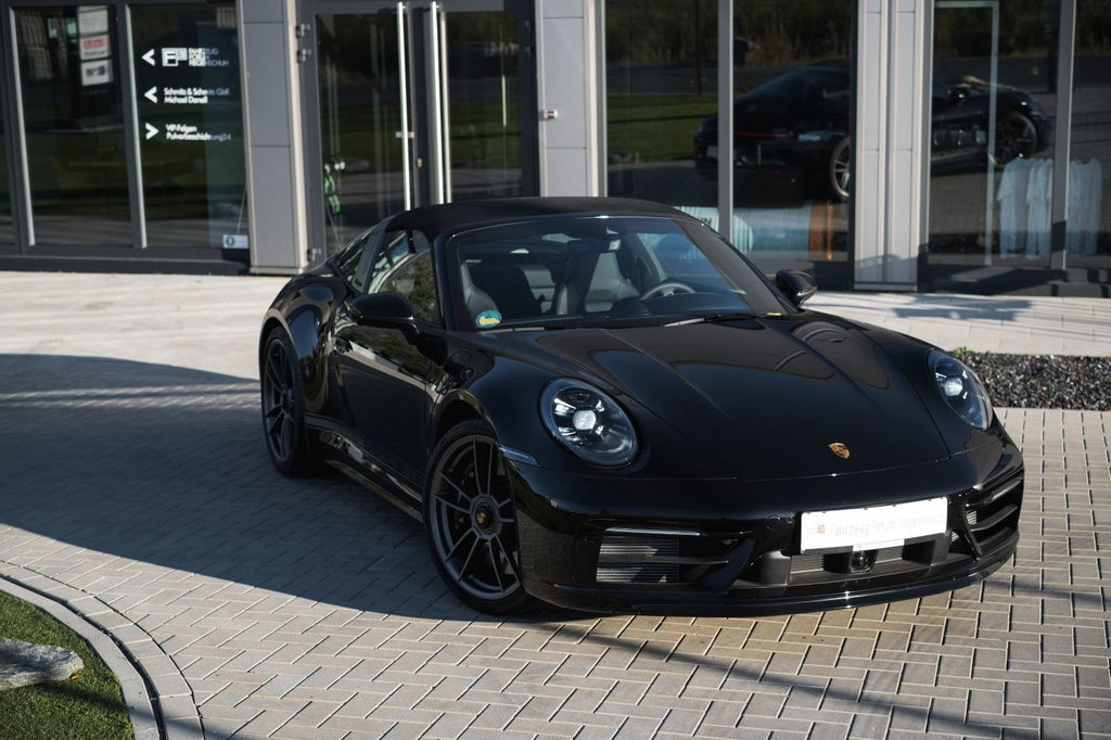 Porsche 992 Edition 50 Jahre Porsche Design