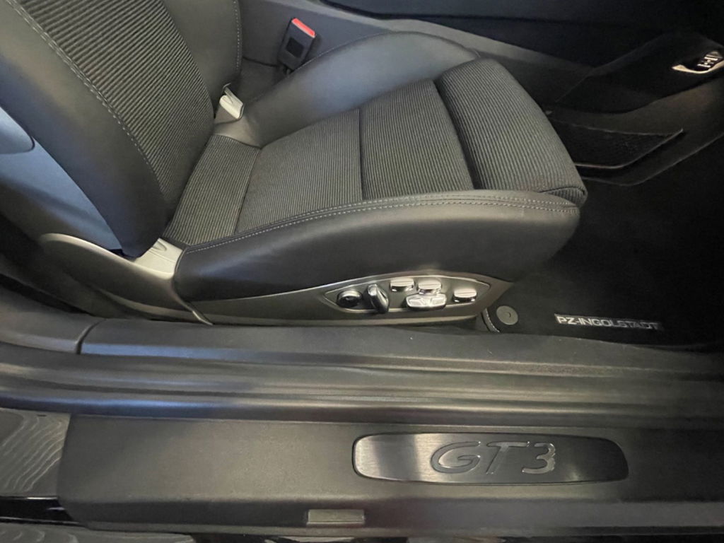 Porsche 991 GT3 Touring