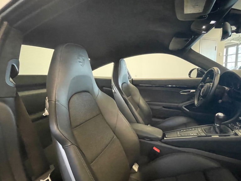 Porsche 991 GT3 Touring