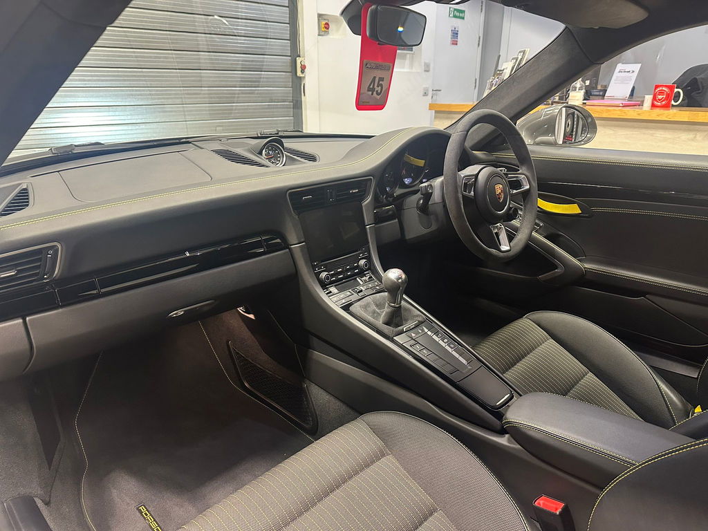 Porsche 991.2 Carrera T