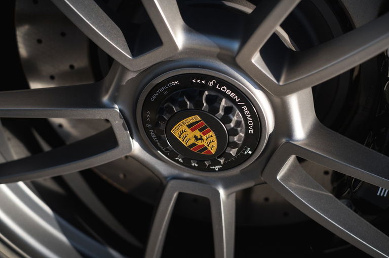 Porsche 992 Edition 50 Jahre Porsche Design