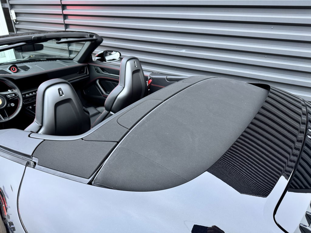 Porsche 992 Carrera GTS