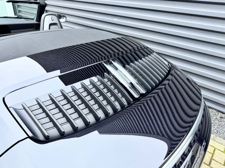 Porsche 992 Carrera GTS