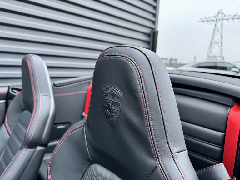 Porsche 992 Carrera GTS