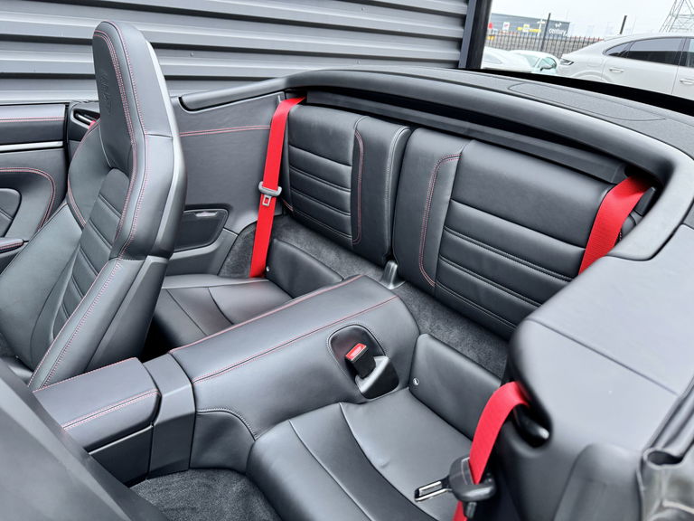 Porsche 992 Carrera GTS