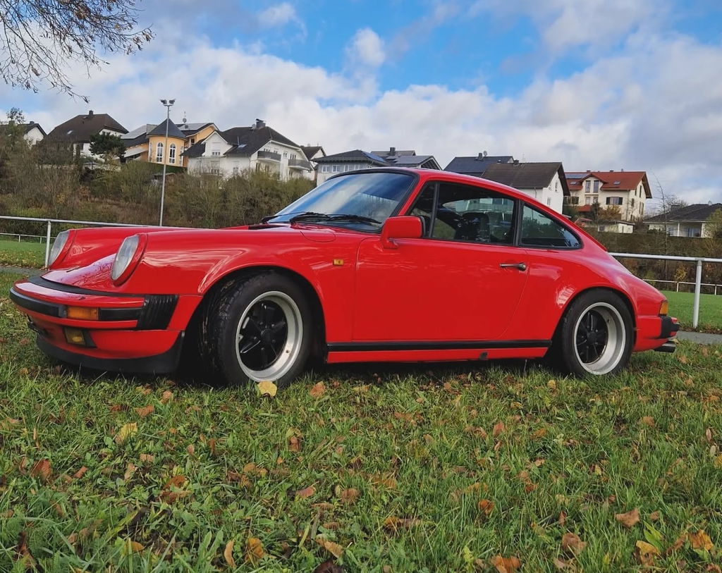 Porsche 911 Carrera 3.2