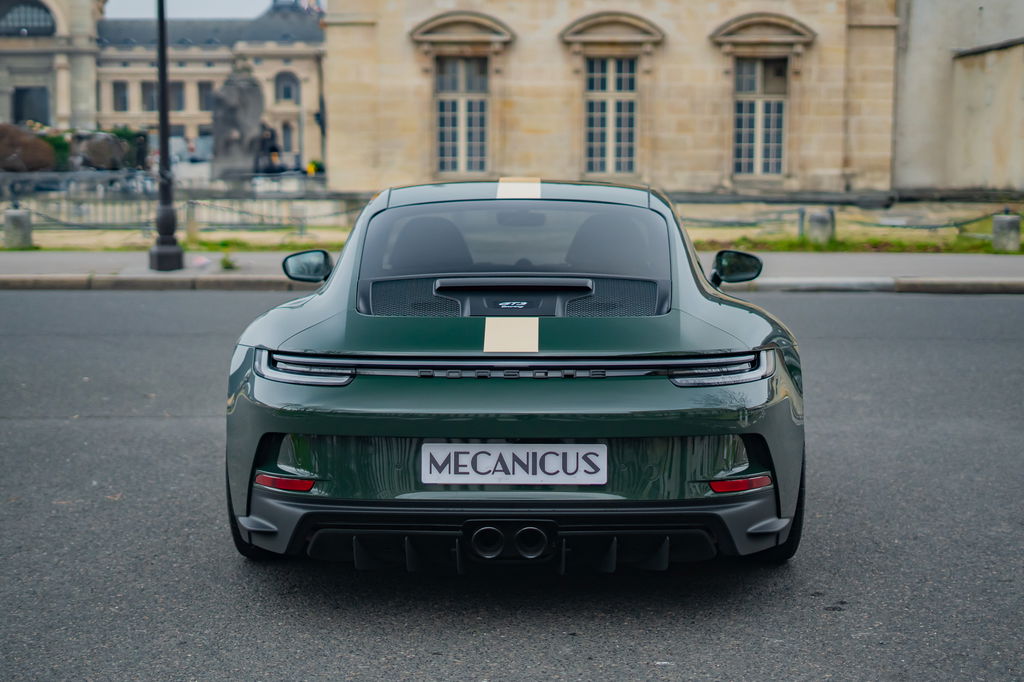 Porsche 992 GT3 Touring