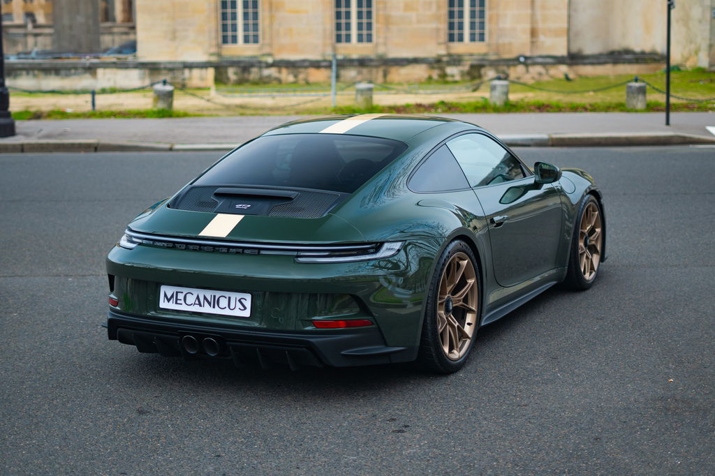 Porsche 992 GT3 Touring